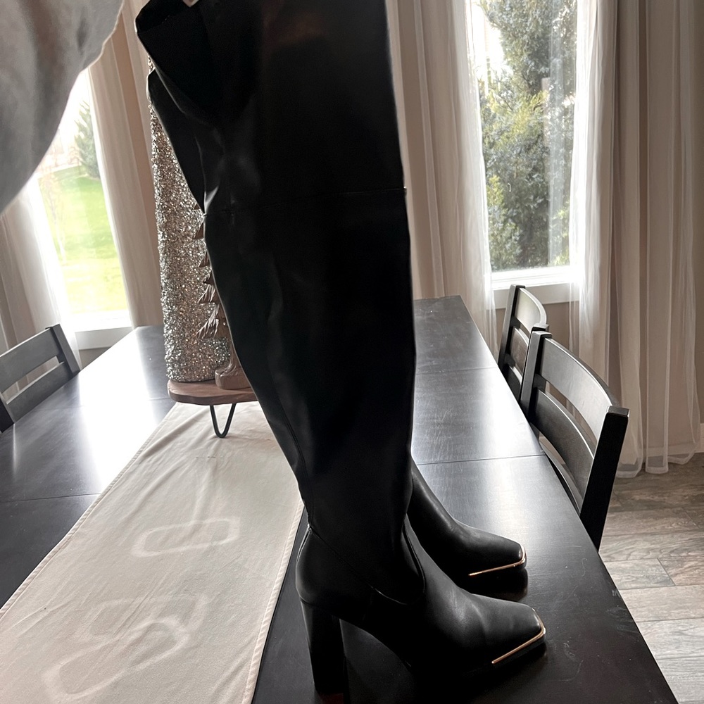 Womens over the knee leather boots size 8